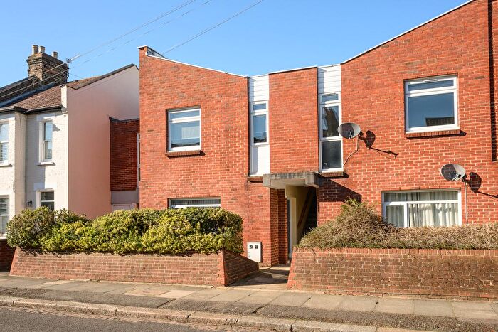 1 Bedroom Flat For Sale In Florence Road, Wimbledon London, SW19