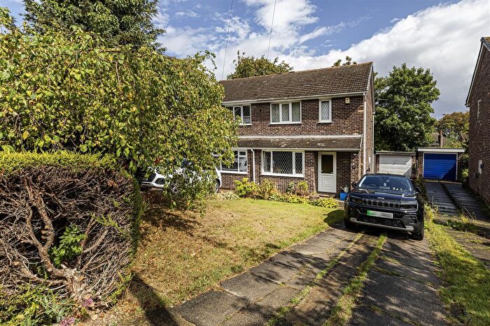 3 Bedroom Semi Detached House For Sale In Sandmoor Drive, Lindley, Huddersfield, HD3