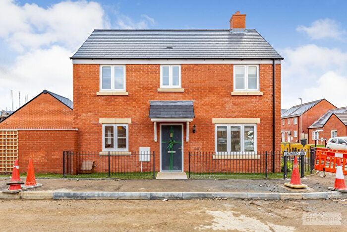 3 Bedroom Property To Rent In Ladybird Way, Rothwell, NN14