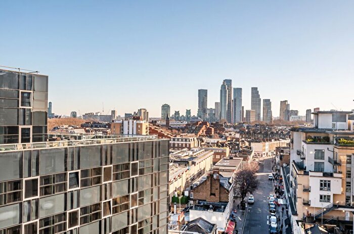 1 Bedroom Flat For Sale In Barrington Court, Wilton Road, London, SW1V