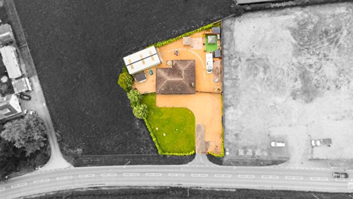 2 Bedroom Detached Bungalow For Sale In Fleet Road, Holbeach, PE12