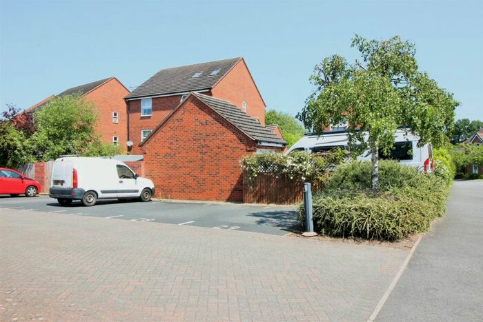 2 Bedroom Flat For Sale In Colliers Way, Huntington, Cannock, WS12