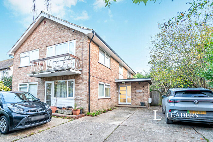 1 Bedroom Flat To Rent In Victoria Drive, PO21