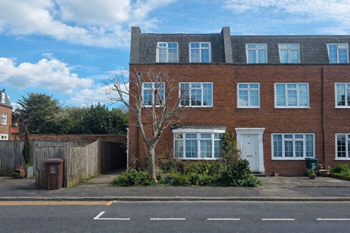 3 Bedroom End Of Terrace House For Sale In Westbourne Place, Hove, East Sussex, BN3