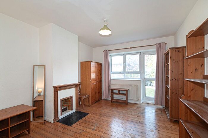 1 Bedroom Flat To Rent In Holdernesse Road, Alfred Butt House Holdernesse Road, SW17