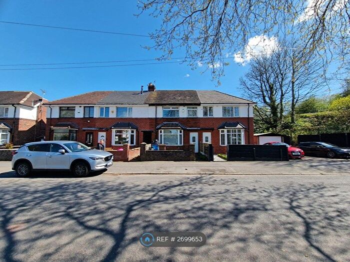 3 Bedroom Semi Detached House To Rent In Wilton Grove, Heywood, OL10