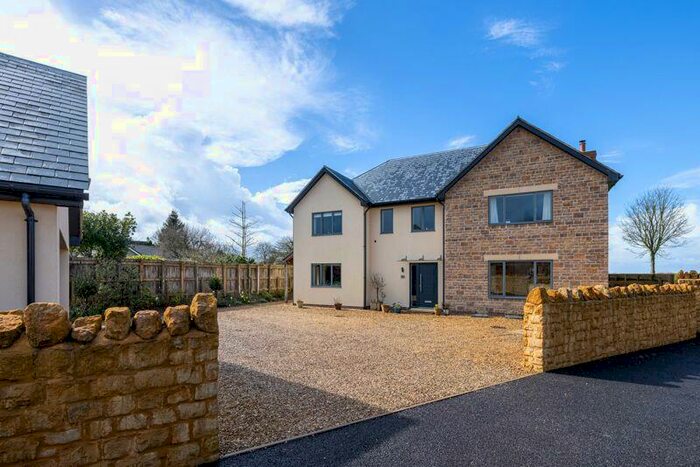 4 Bedroom Detached House For Sale In Striking Detached Modern Home With Stunning Views., BA7
