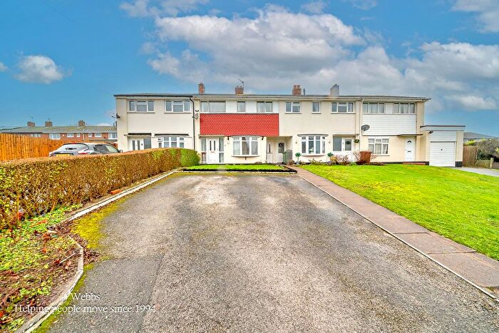 3 Bedroom Terraced House For Sale In Fishley Lane, Walsall, WS3