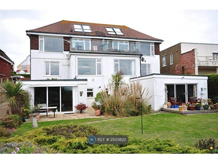 2 Bedroom Flat To Rent In Beacon Hill House, Ovingdean, Brighton, BN2