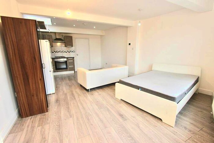 1 Bedroom Studio To Rent In Byron Road, Harrow, HA3