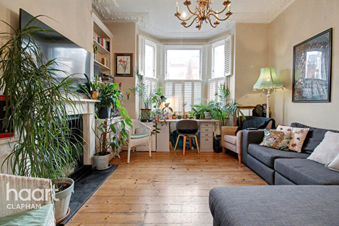 2 Bedroom Flat To Rent In Comyn Road, London, SW11