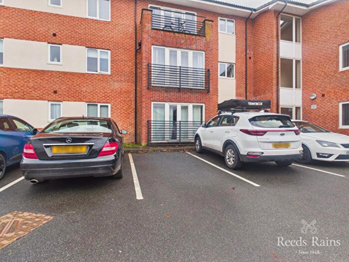 2 Bedroom Apartment To Rent In Pickering Place, Durham, DH1
