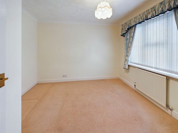 2 Bedroom Bungalow For Sale In Greenwich Close, Downham Market, PE38