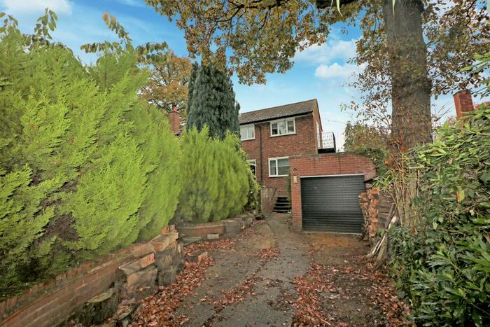 4 Bedroom Detached House To Rent In Woodland Rise, Welwyn Garden City, AL8