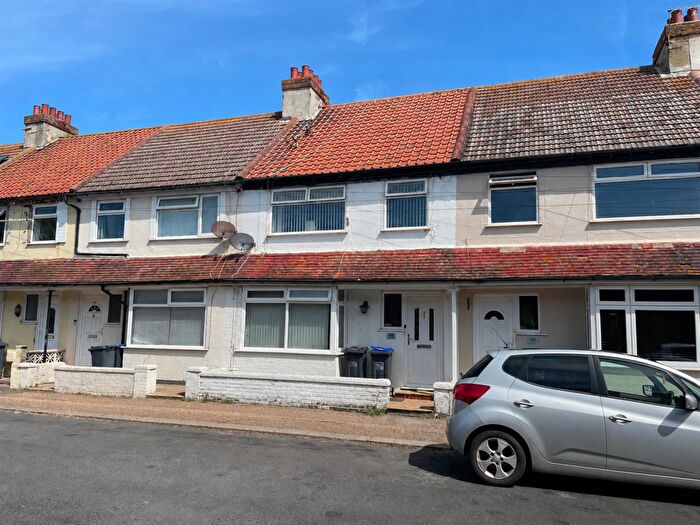 3 Bedroom House For Sale In Gordon Road, Fishersgate, Portslade, Brighton, BN41