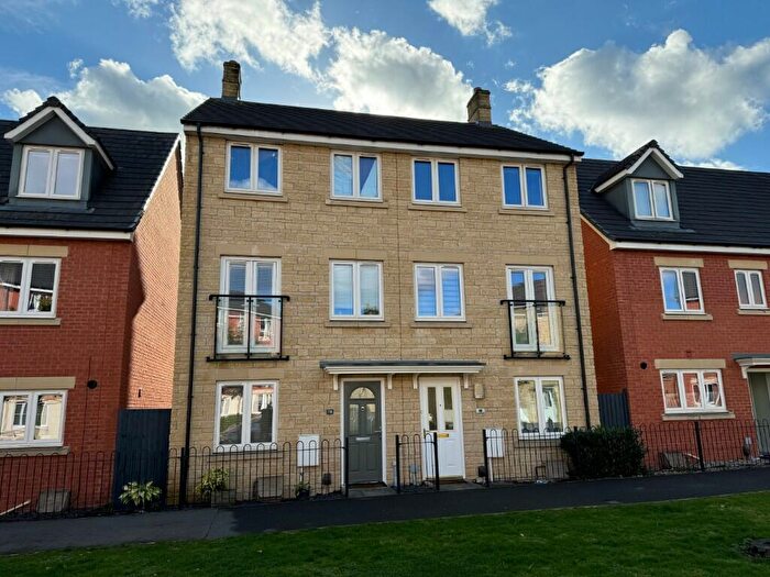 3 Bedroom Semi-Detached House To Rent In Mascroft Road, Trowbridge, Wiltshire, BA14