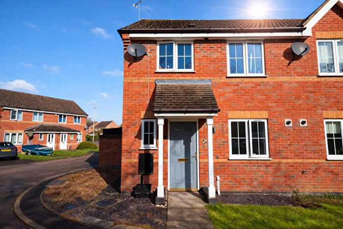 3 Bedroom Semi-Detached House To Rent In Marion Close, Leicester, Leicestershire, LE3