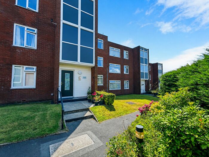 2 Bedroom Apartment For Sale In Stocks Park Drive, Horwich, BL6