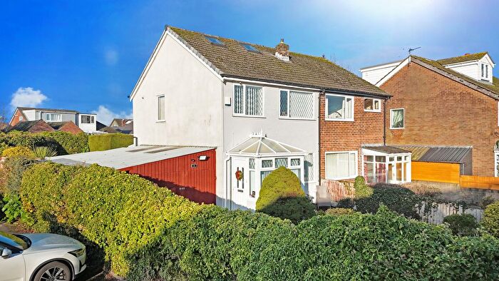 3 Bedroom Semi-Detached House For Sale In Bunker Street, Freckleton, PR4