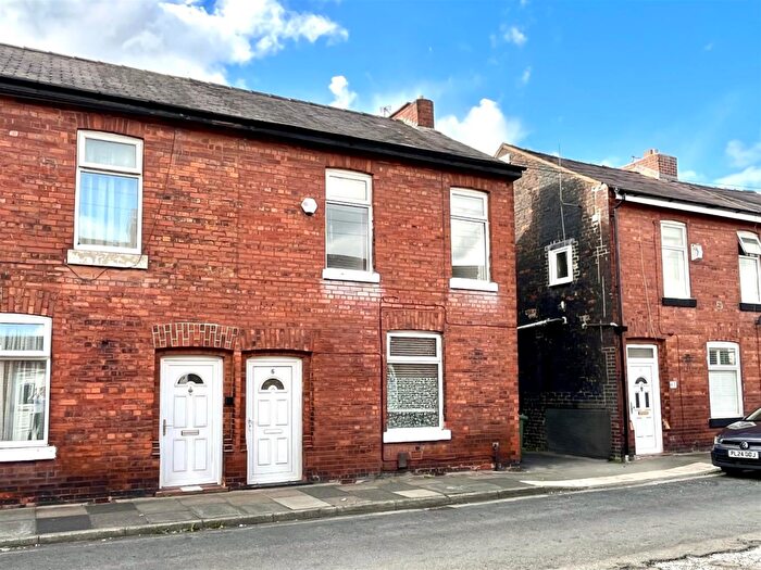 3 Bedroom End Of Terrace House To Rent In St. Anns Street, Sale, M33