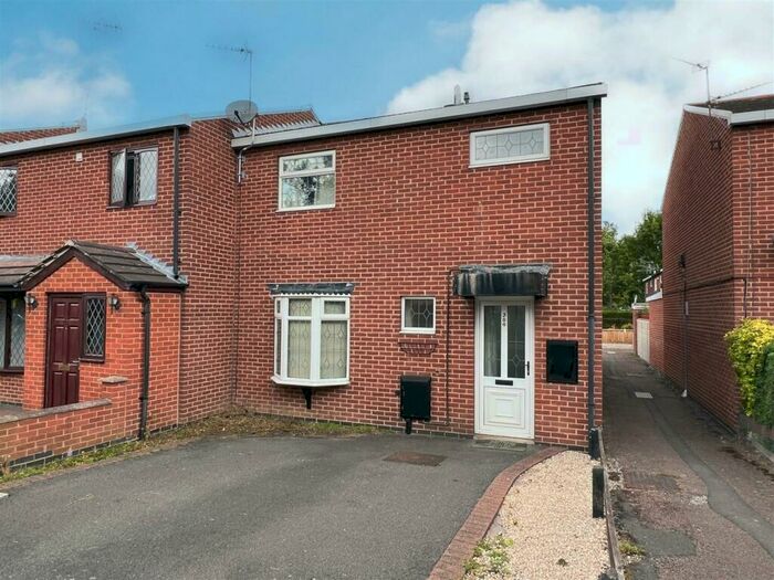 3 Bedroom End Of Terrace House To Rent In Sinfin Avenue, Shelton Lock, DE24