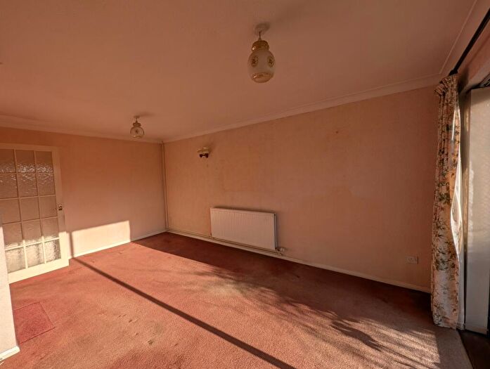 2 Bedroom Semi-Detached Bungalow For Sale In Downside, Stowmarket, IP14