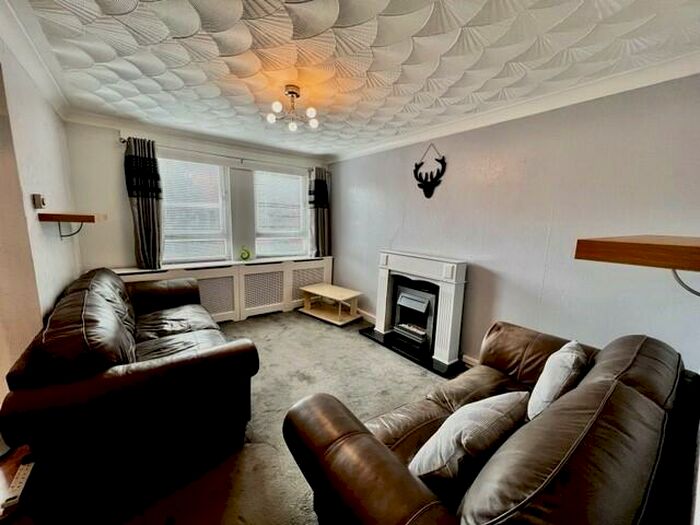 3 Bedroom House To Rent In Len Cox Walk, Northern Quarter, M4