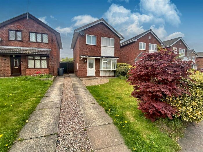 3 Bedroom Detached House To Rent In Canberra Crescent, Meir Park, Stoke-On-Trent, ST3