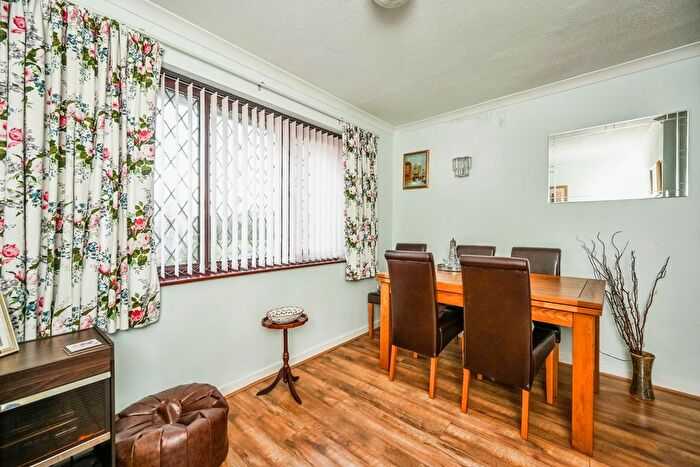3 Bedroom Bungalow For Sale In Wicks Crescent, Formby, Liverpool, Merseyside, L37