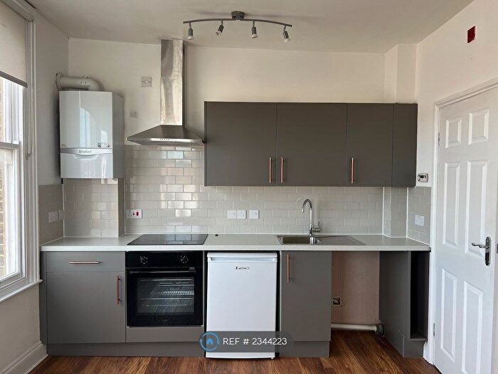 1 Bedroom Flat To Rent In Boundary Road, Hove, BN3