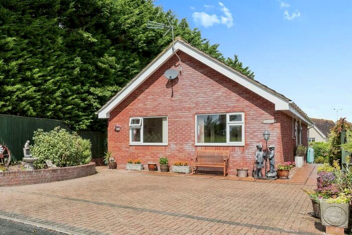 2 Bedroom Detached Bungalow For Sale In Mill Road, Great Bricett, Ipswich, IP7