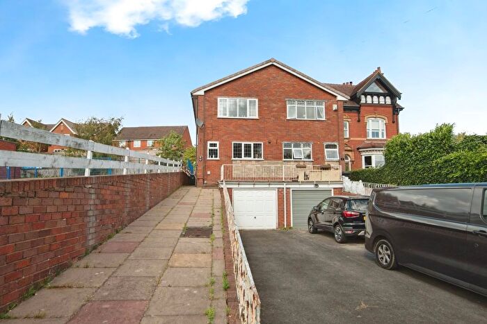 3 Bedroom Semi-Detached House For Sale In Lake Street, Lower Gornal, DY3