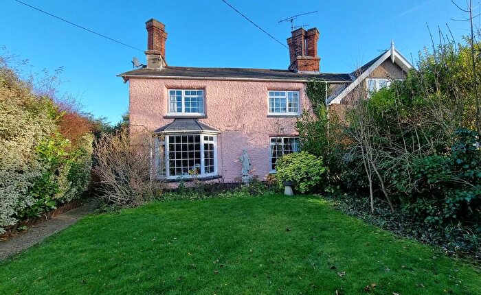 3 Bedroom End Of Terrace House For Sale In Holton Road, Halesworth, IP19