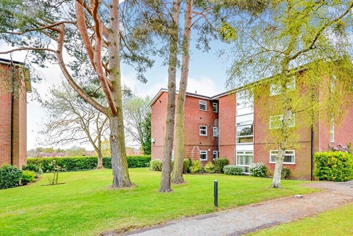 2 Bedroom Apartment To Rent In Lacey Green, Wilmslow, Cheshire, SK9