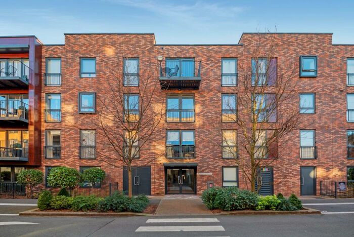 1 Bedroom Apartment To Rent In Letchworth Road Stanmore, HA7