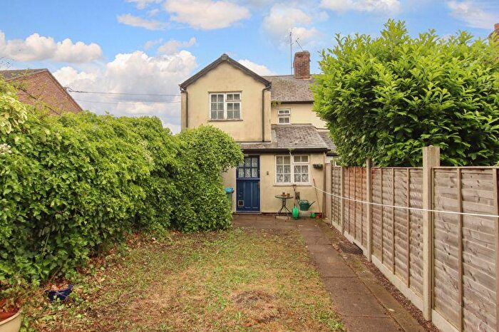 3 Bedroom Semi-Detached House For Sale In Weston Road, Aston Clinton, HP22