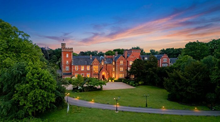 4 Bedroom Flat For Sale In Lodge Lane, Singleton, FY6