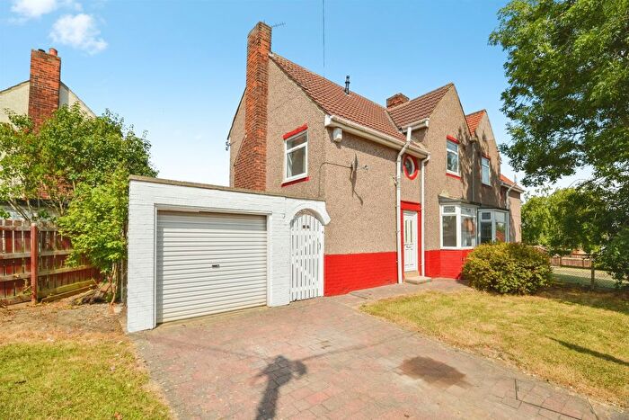 3 Bedroom Semi Detached House For Sale In Spennithorne Road, Stockton-On-Tees, TS18