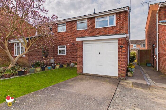 3 Bedroom Semi Detached House For Sale In Church Drive, Quedgeley, GL2