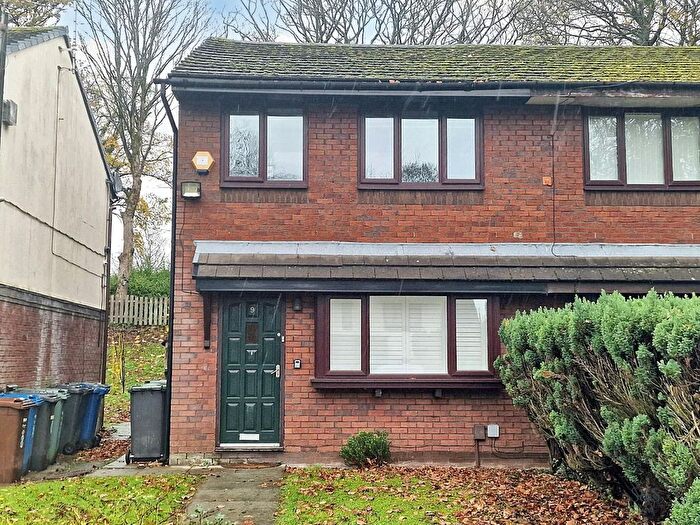 3 Bedroom Semi Detached House To Rent In Crescent Grove, Prestwich, Manchester, M25