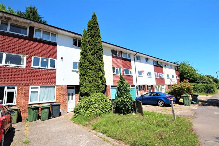 4 Bedroom Terraced House To Rent In Guildford Park Avenue, Guildford, GU2