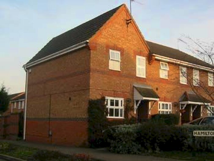 2 Bedroom Detached House To Rent In Hamilton Court, Hatfield AL10