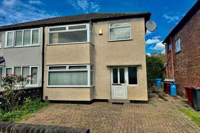3 Bedroom Semi-Detached House To Rent In Hilary Avenue, Liverpool, L14