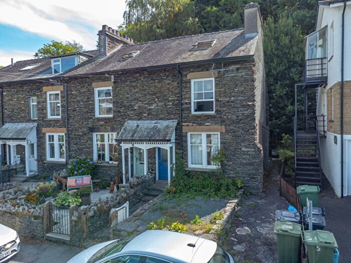4 Bedroom End Of Terrace House For Sale In Craig Walk, LA23