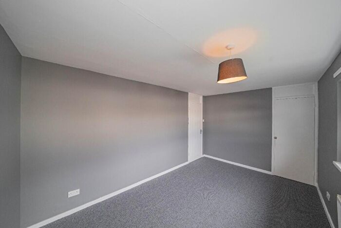 2 Bedroom End Of Terrace House To Rent In Hopedene, Leam Lane, Gateshead, Tyne And Wear, NE10