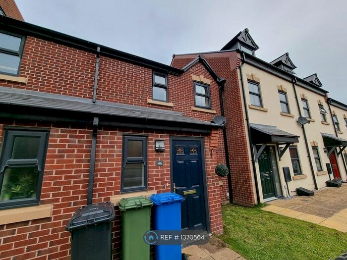 3 Bedroom Terraced House To Rent In Bridgewater Wharf, Droylsden, Manchester, M43