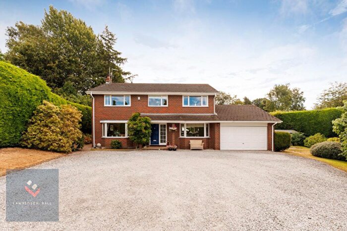 4 Bedroom Detached House For Sale In Meadow Bank, Kelsall, CW6