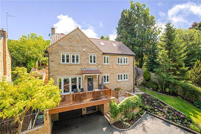 5 Bedroom Detached House For Sale In Hetchell Court, Bardsey, Leeds, LS17