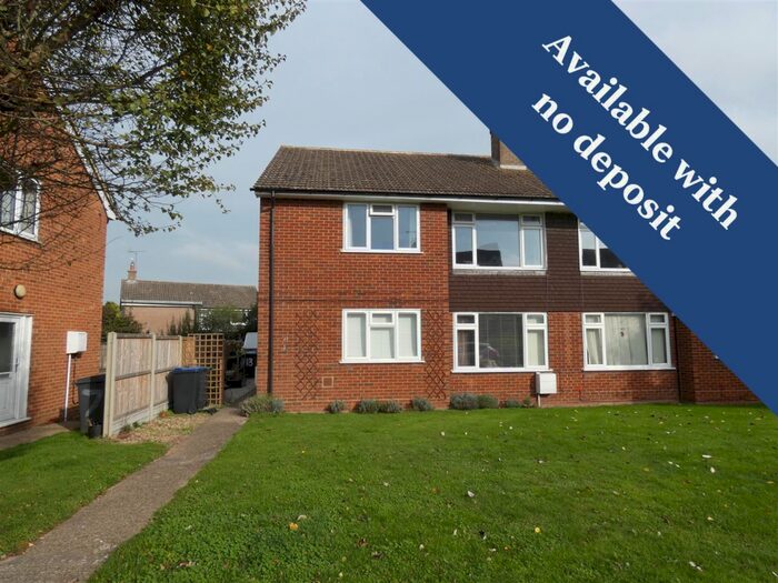 3 Bedroom Maisonette To Rent In Raymond Avenue, Canterbury, CT1