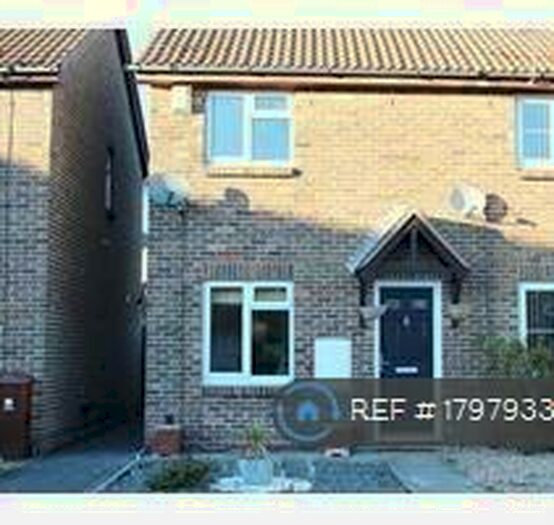 2 Bedroom End Of Terrace House To Rent In Lidiard Gardens, Portsmouth, PO4